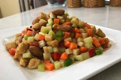 Món chay cuối tuần: Xào hạnh nhân